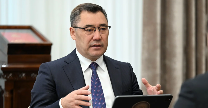 Жапаров Атамбаевге чыгарылган соттун өкүмү боюнча: «Соттун чечимдерине баш ийгенди үйрөнүшүбүз керек»