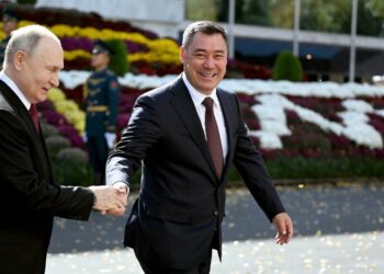 Садыр Жапаров: «Орус тили бизге муктаж эмес, биз орус тилине муктажбыз»