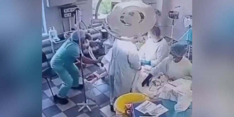 Камчаткада хирургдар катуу жер титирөө учурунда операцияны улантышты (видео)