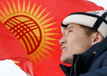 Гимндин жаңы редакциядагы текстине ылайык музыка жазууга сынак жарыяланды