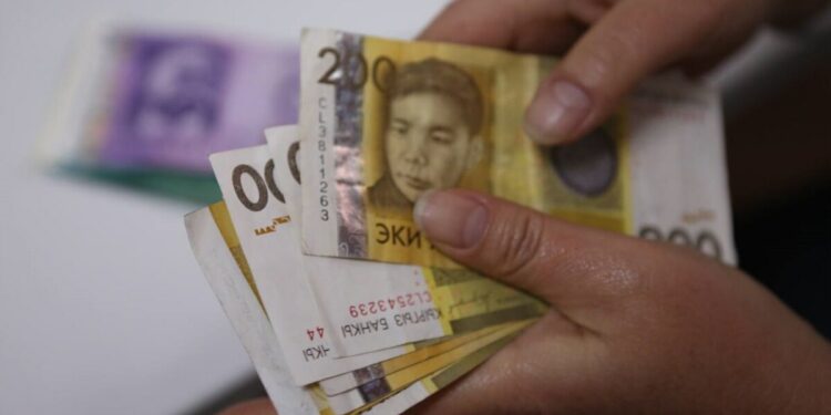 Кыргызстанда 1-октябрдан тарта пенсия жогорулайт