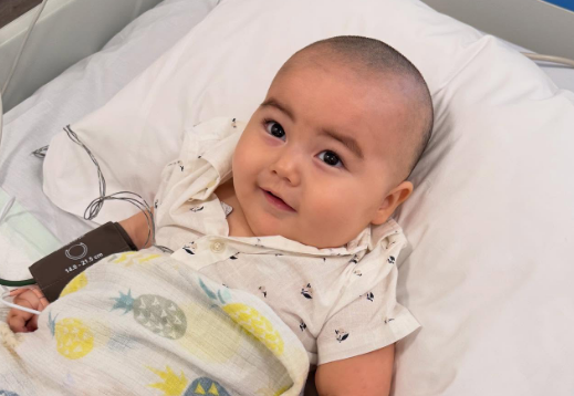 Золгенсма уколун алган Аслан Кыргызстанга келди (видео)