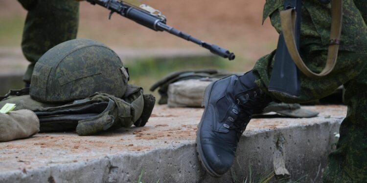 Чек ара кызматынын жоокери асынып алды