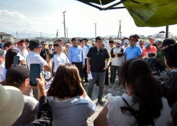 Бишкек мэри: «Эл үйсүз калбашы керек»