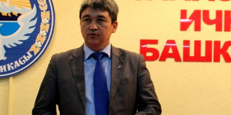 Канымет Осмонбеков Баткен облусунун Лейлек районунун акими кызматынан бошотулду