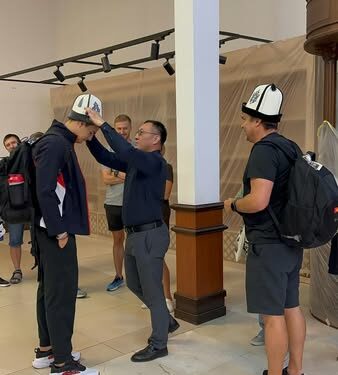 Денис Петрашов дүйнө чемпионатынан Кыргызстанга кайтып келди