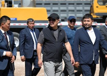 Садыр Жапаров «Түндүк Бетон» ЖЧКсынын иши менен таанышты