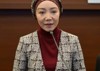 Депутат Ашимова: «Медициналык калдыктар – көңүл бурбай коюуга болбой турган маселе!»