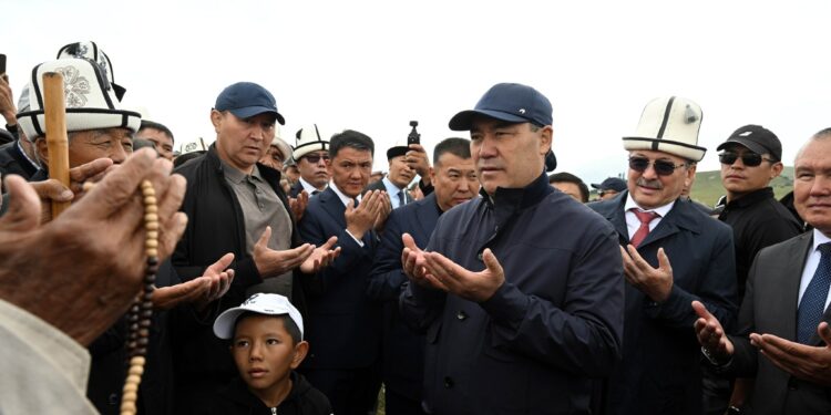 Садыр Жапаров Ысык-Көлдө «Ала-Тоо Резорт» ири тоо-лыжа кластеринин курулушун баштап берди