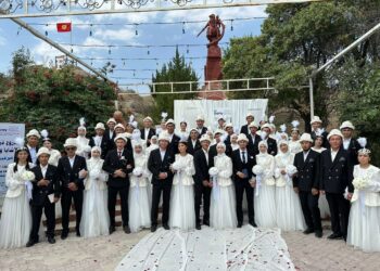 Баткенде 25 түгөй бир убакта баш кошту