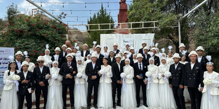 Баткенде 25 түгөй бир убакта баш кошту