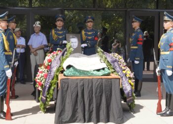 Кыргыз Эл жазуучусу Өскөн Даникеев акыркы сапарга узатылды