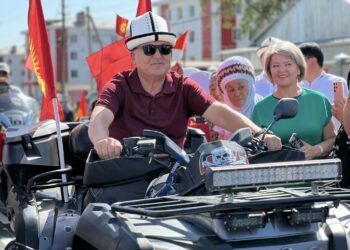 Оштогу Навои көчөсү 6 тилкелүү болуп ачылды (видео)