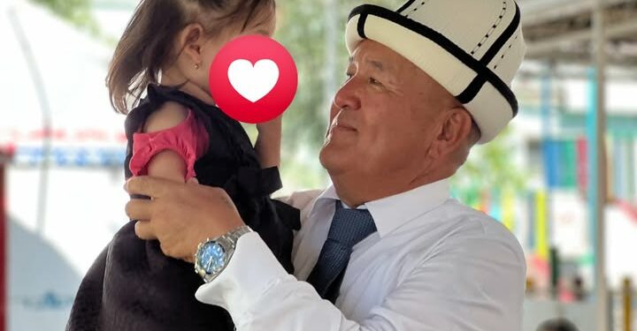 Оштун мэри балдар үйүндөгү Айшадан кабар алып, камкордугуна аларын убадалады