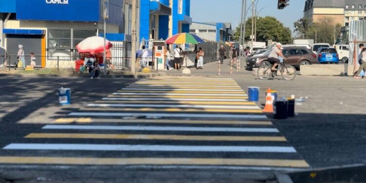 Бишкектин Курманжан Датка көчөсүнүн бир бөлүгү оңдоп-түзөөдөн кийин ачылды