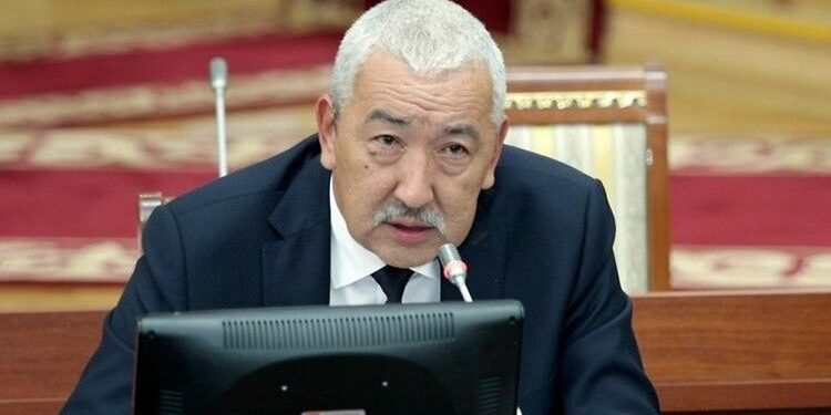 Депутат Исхак Масалиев Жогорку Кеңеш тарашы мүмкүн экенин кыйытты