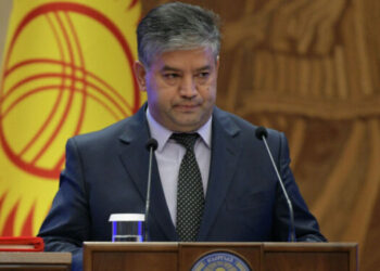 Равшанбек Сабиров эмгек министри кызматынан бошотулуп, инвестициялар боюнча агенттиктин директору болуп дайындалды