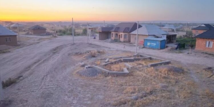 Чүйдө айыл чарба багытындагы жерлерди мыйзамсыз бөлүштүрүп, сатып жиберүүгө шектүүлөр кармалды