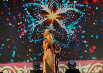 “Ала-Тоо” аянтында концерт өтүп жатат (видео)