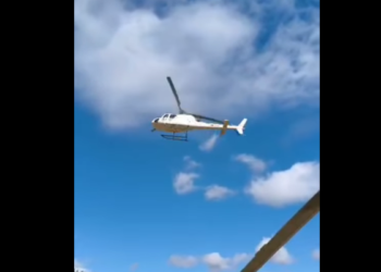 ӨКМ: «Жеңиш чокусунда калган альпинистке жөнөтүлгөн тик учак кайтып келди»