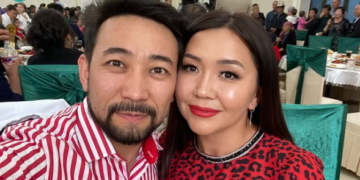 Кайрат Примбердиев мурдагы жубайы боюнча: «Көчөдө селсаяк болуп жаткан жеримен таап алып адам кылган эмес»