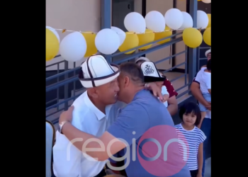 Камчыбек Ташиев классташына жаңы үй куруп берди (видео)