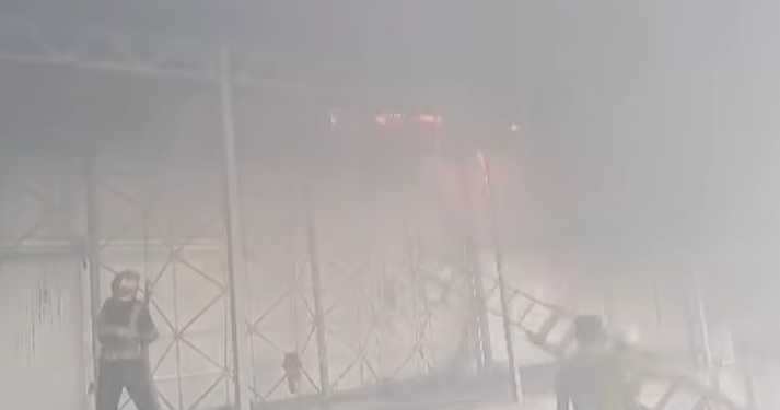 Бишкекте кампа өрттөнүп жатат (видео)