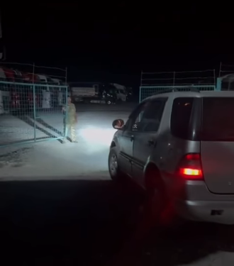 Чүйдө айдоочу жүргүнчүнү сүзүп, ооруканага таштап кеткен (видео)