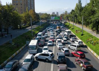 «Бишкектин жолдорунда тыгын азайды» дегенге түшүндүрмө беришти