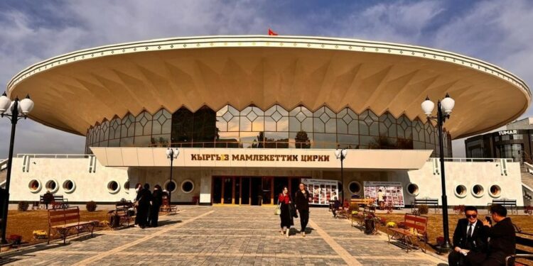 «Төө сатып албайт белеңиз?» Мамлекеттик цирк жаныбарларды аукцион аркылуу сатат