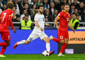 Футбол: Бүгүн Кыргызстан менен Өзбекстан курамалары беттешет