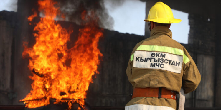 Бишкекте кампадан өрт чыкты