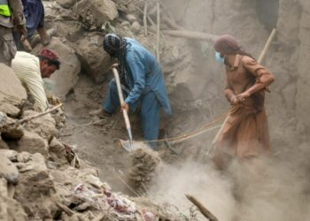 Ооганстанда жер титирөөдөн каза болгондордун саны 2200дөн ашты