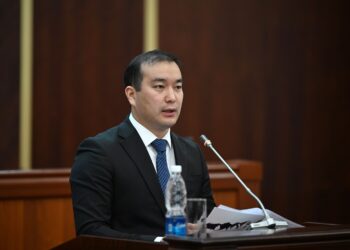 Марат Тагаев Атамбаевдин Кой-Таштагы үйүн балдар же карылар үйү эмес, музей кылууга чакырды