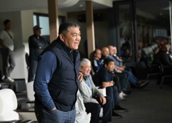 Кыргыз Республикасы менен Палестинанын футбол мелдешине өкмөттөн кимдер барды? Фото, видео