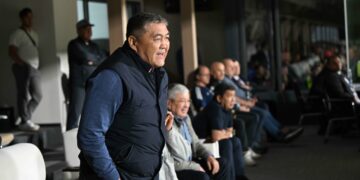 Кыргыз Республикасы менен Палестинанын футбол мелдешине өкмөттөн кимдер барды? Фото, видео