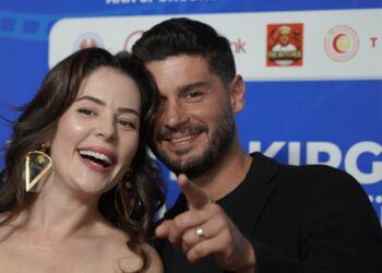 Түркиянын кино жылдыздары Кыргызстанга келишти