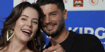 Түркиянын кино жылдыздары Кыргызстанга келишти