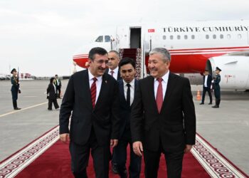 Түркиянын вице-президенти Кыргызстанга келди (видео)