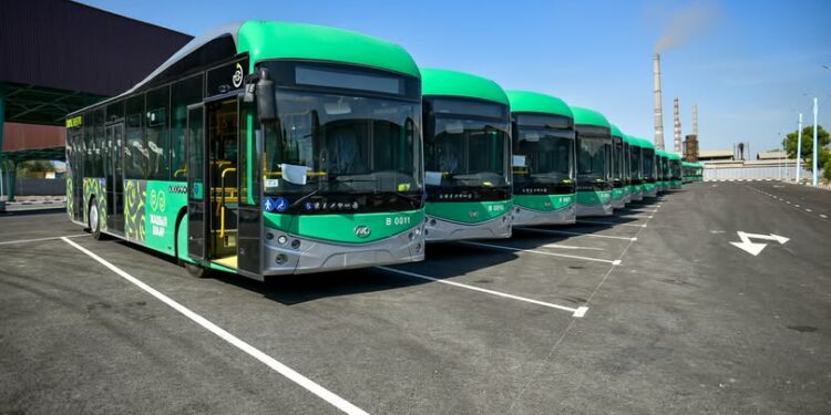 Бишкекте эртеңден баштап электробустар каттай баштайт