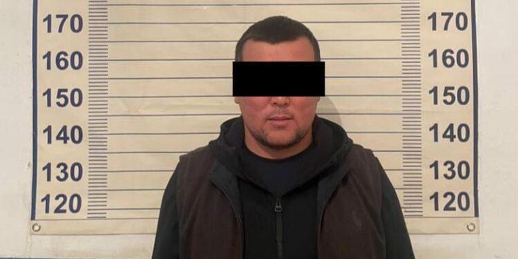 Жер мафиясы боюнча мурдагы депутат шектүү катары кармалды