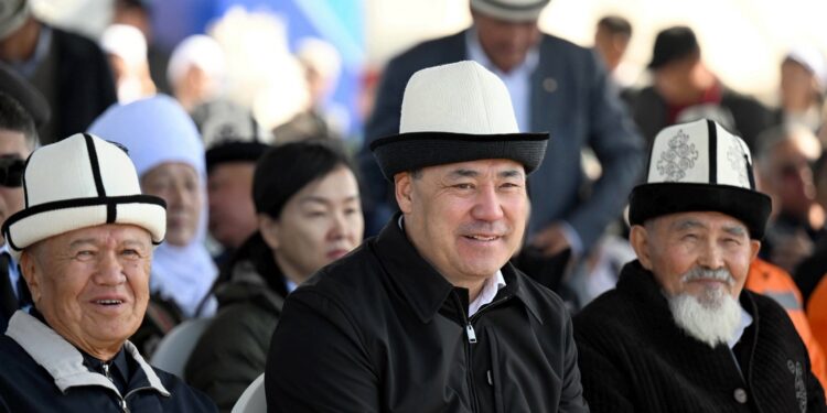 Ысык-Көлдө Түп — Кеген жолу ачылды. Иш-чарага Садыр Жапаров катышты