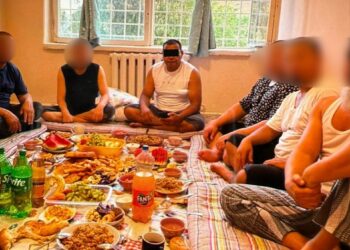 Психиатриялык мекемеде жаткан адам үй, жер тилке жана 100дөн ашык бодо малдуу болгон