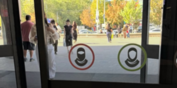 Казакстандагы соода борборго никаб жана паранжа менен кирүүгө тыюу салынды