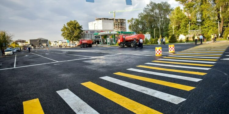 Бишкектеги Курманжан датка көчөсү толугу менен ачылды