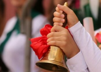 Кыргызстанда жаңы окуу жылы башталды. Министр өзгөрүүлөрдү тизмектеди