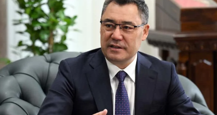 1-апрелден тарта мугалимдер менен медиктердин айлыгы көтөрүлөт