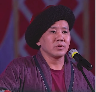 Алымбек датканын 225 жылдыгы: Чыңгызхан Кожошев айтыштан баш байгени утту