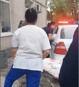 Бишкекте келин милициянын кызматтык унаасында көз жарды