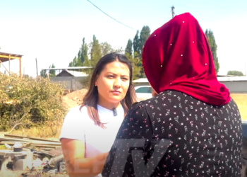 “Депрессияга түшкөн деп ойлодук”. 2 баласын өлтүрүүгө шектелген келиндин жакындары